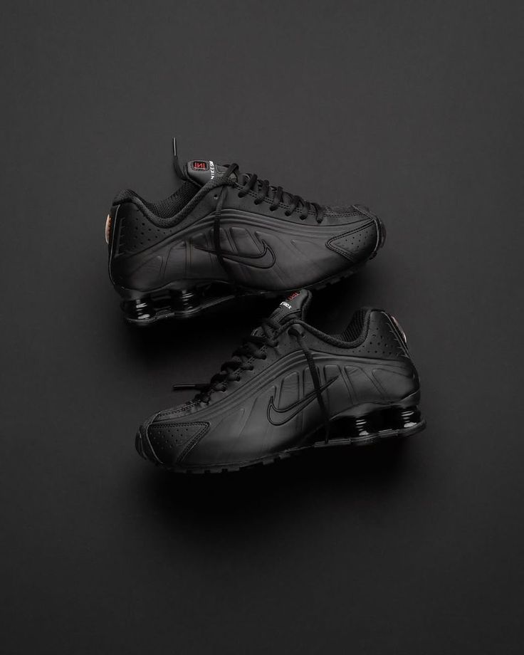 Shox R4